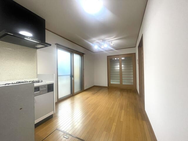 (T014)東京都葛飾区西水元3ー33ー14戸建の居間・リビング