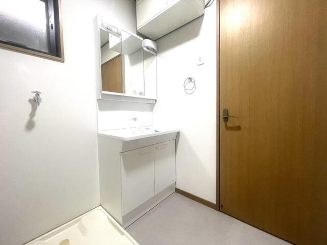 (T014)東京都葛飾区西水元3ー33ー14戸建の洗面所