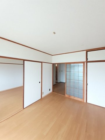 ハイツ香南の居間・リビング