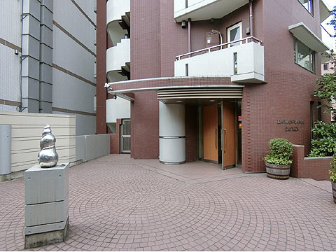 代官山デュープレックスのエントランス|代官山デュープレックス：「代官山」駅徒歩５分！