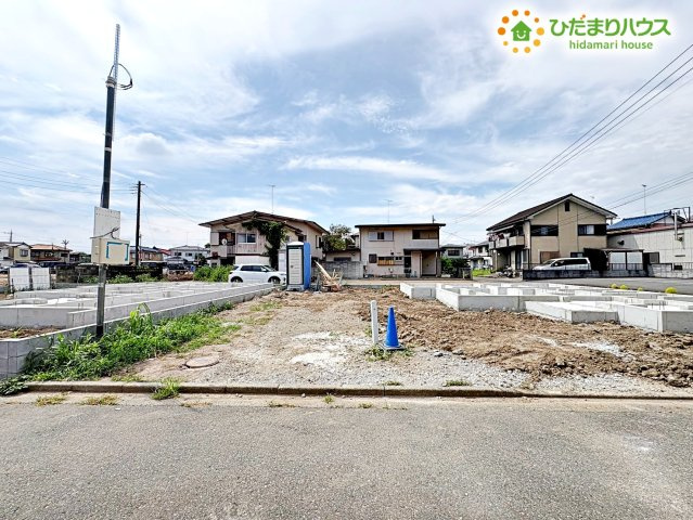 行田市旭町　新築一戸建て　グラファーレ　01の駐車場