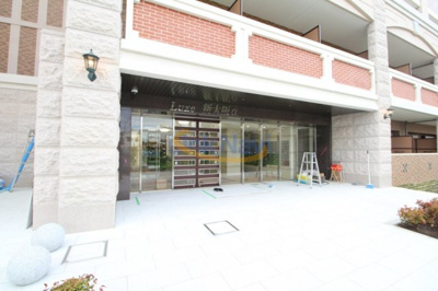 【エントランス】 | Luxe新大阪α