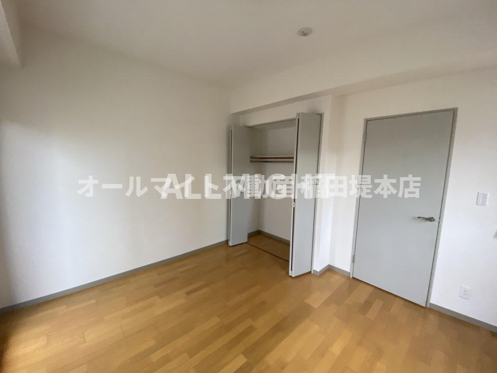 川崎市多摩区登戸の賃貸マンションの寝室|★お部屋探しはオールマイト不動産までご相談下さい♪