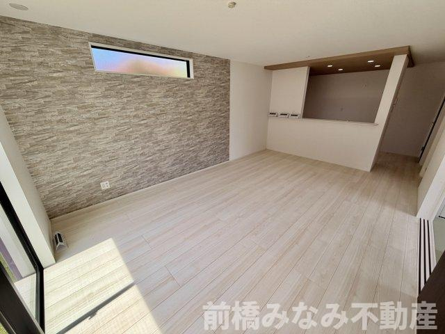 【新築】前橋市関根町　１号棟(全３棟)　グラファーレ　新築建売分譲の居間・リビング