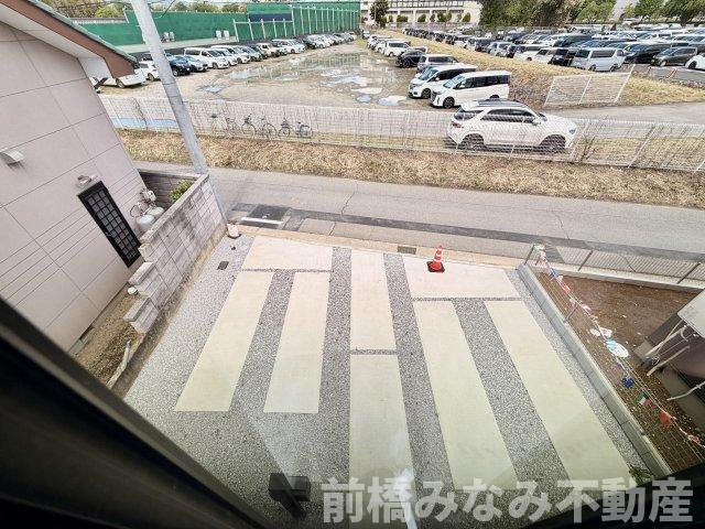 【新築】前橋市関根町　１号棟(全３棟)　グラファーレ　新築建売分譲の駐車場