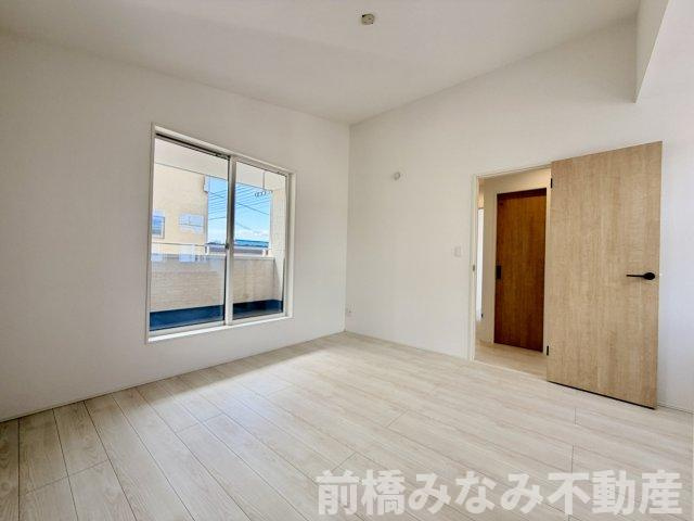 【新築】前橋市日吉町３期　限定１棟　グラファーレ　新築建売の洋室|ゆったりした洋室です