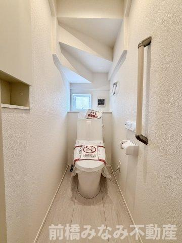 【新築】前橋市日吉町３期　限定１棟　グラファーレ　新築建売のトイレ|落ち着いたトイレです