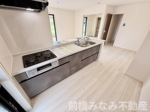 【新築】安中市板鼻　３号棟(全３棟)　リーブルガーデン　新築建売分譲のキッチン|使いやすいキッチンです