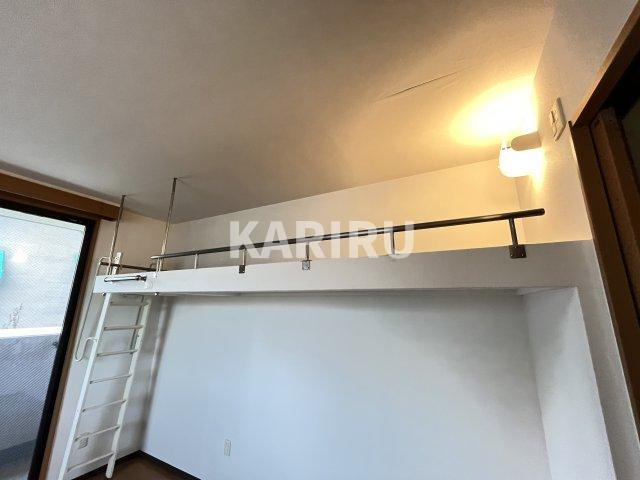 アルバTの内装