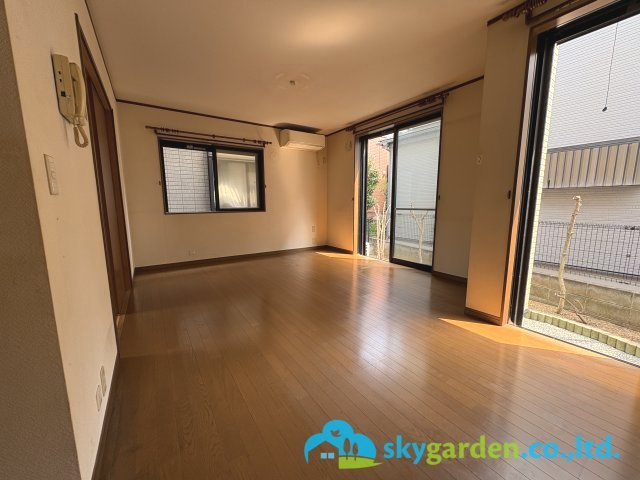 藤沢市大庭　中古戸建の居間・リビング