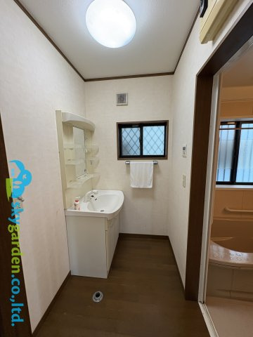 藤沢市大庭　中古戸建の脱衣所