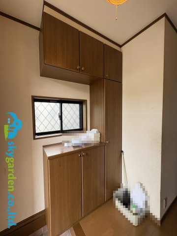 藤沢市大庭　中古戸建の玄関|シューズボックス