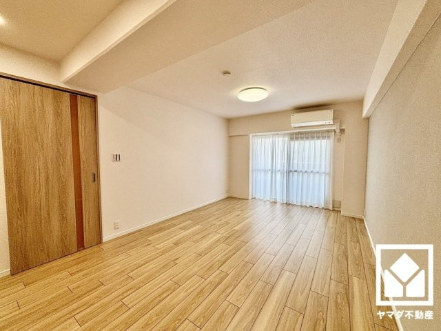 ライオンズマンション京都河原町第３の居間・リビング