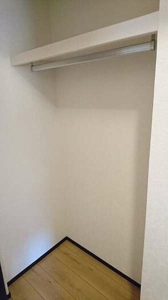 レジデンスダイドー B棟の収納