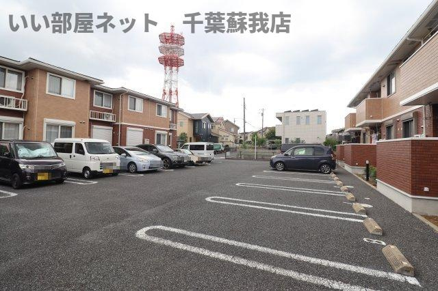 ラベンダーの駐車場|駐車場完備です