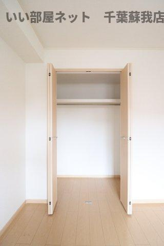ラベンダーの収納|収納豊富です
