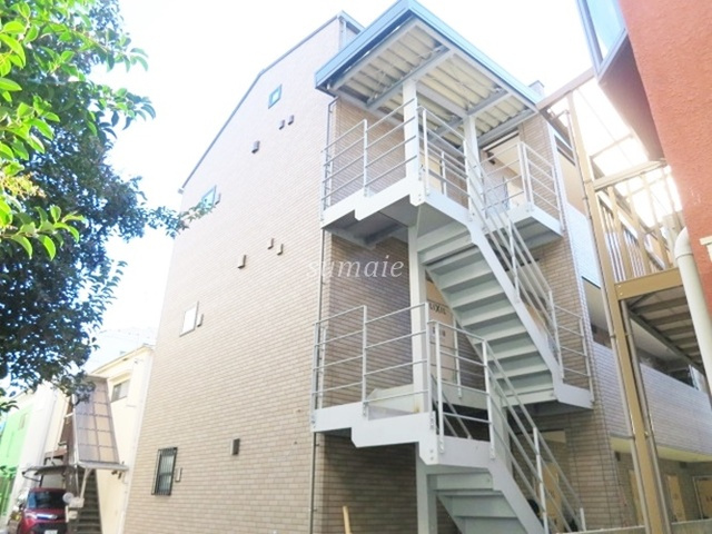 グランクオール北赤羽のその他共用部分|共用部分の階段です★