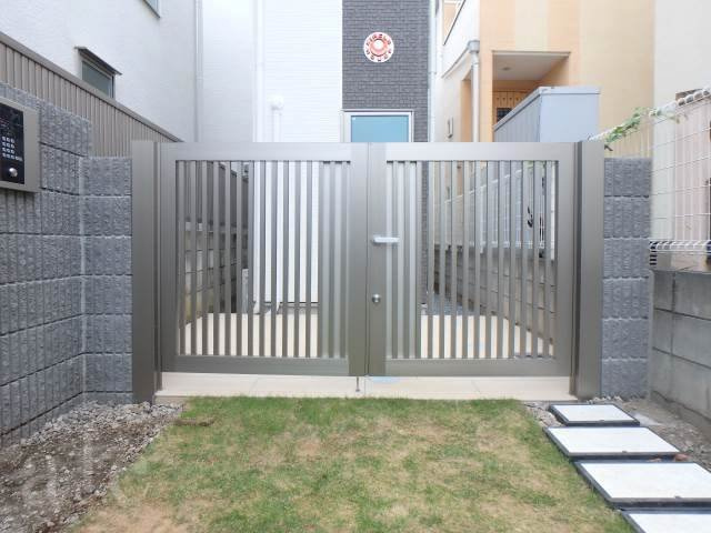 杉並区西荻北４丁目のアパートのエントランス