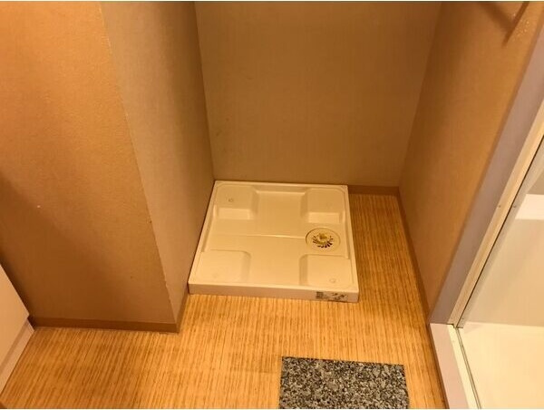 グランエターナ名古屋鶴舞の玄関
