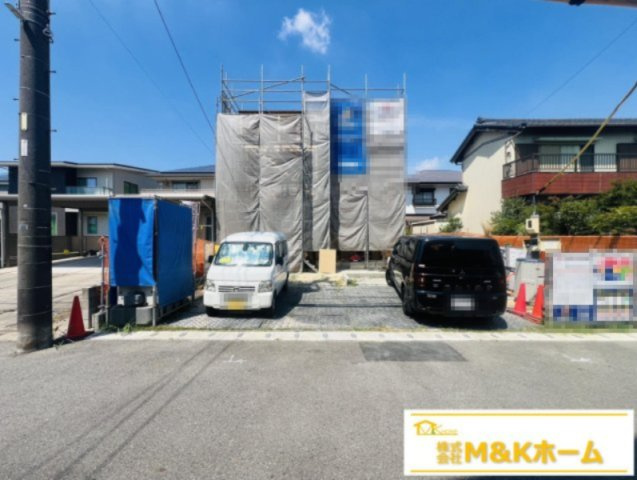 半田市大松町2丁目　全2棟　2号棟の外観|R8.8.3撮影　並列駐車2台可能☆