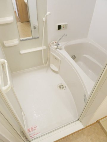 グリーン　ビーンズＢの浴室