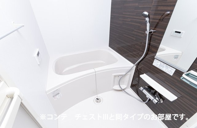 キャビン６８の浴室