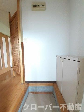ニューシティ平田Ａの玄関