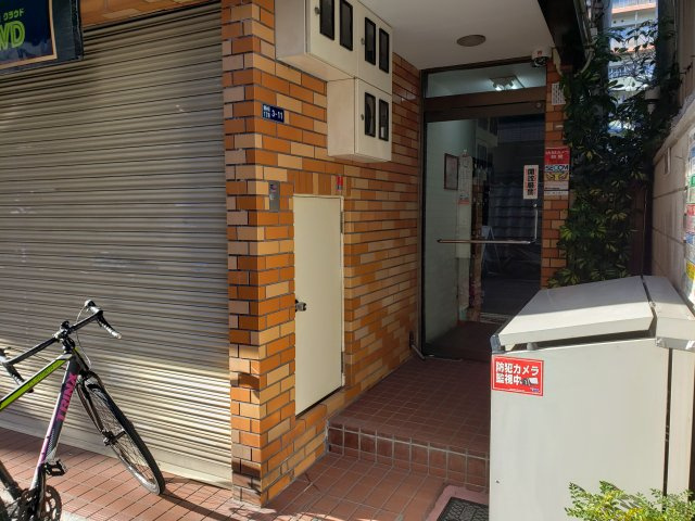 コーポダイアンのエントランス