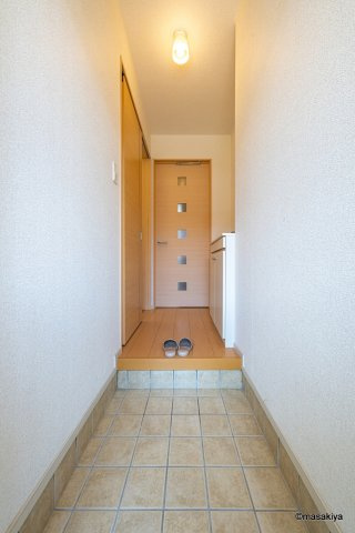 タウンコート田町の玄関