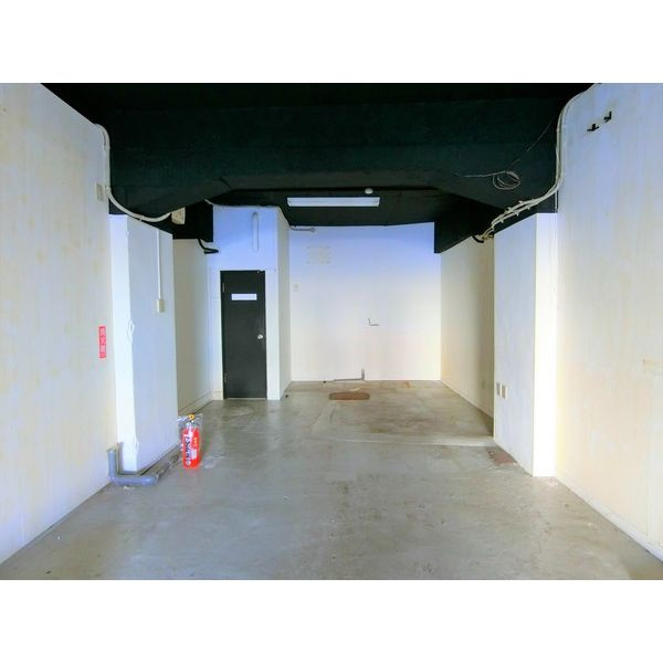 カヤノビル【　1階路面店　】