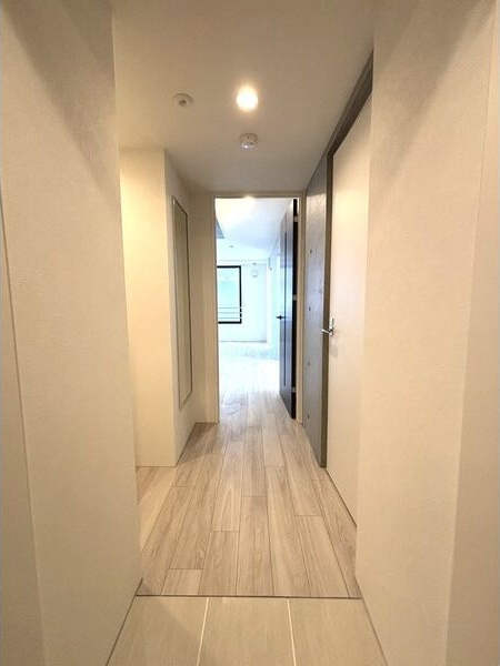 quador noie 今池の玄関