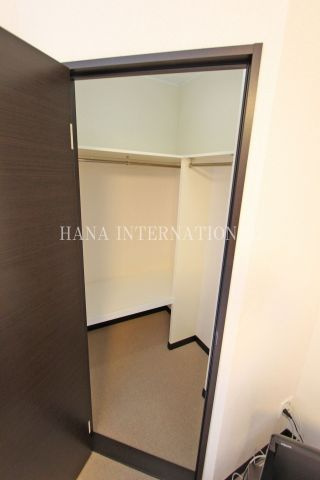 レオパレスメルベーユの収納