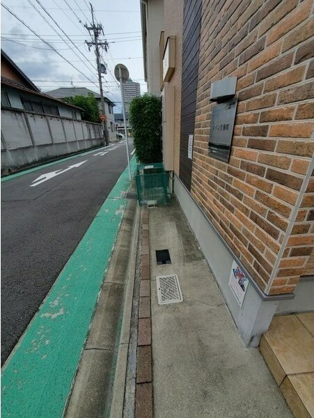 メゾン生駒町の周辺