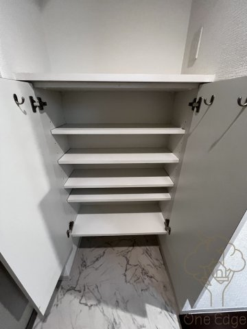 セレニテ天六の玄関