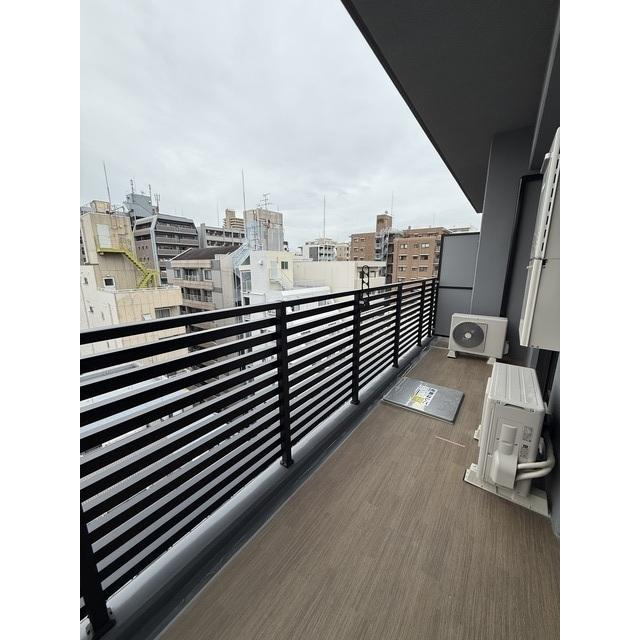 ArtizA瓦屋町Ⅰのバルコニー