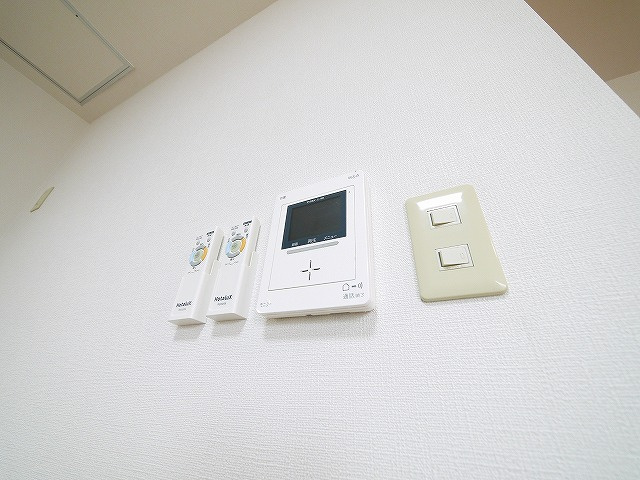 ディアス有里のセキュリティ|モニター付きインターホンです