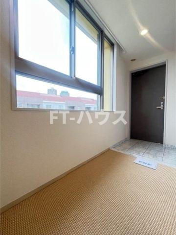 パティオス１１番街の居間・リビング
