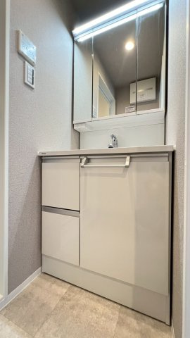 オリーブハイツ西宮の独立洗面台|独立洗面台