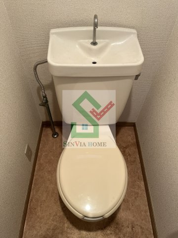 シャトル金山のトイレ