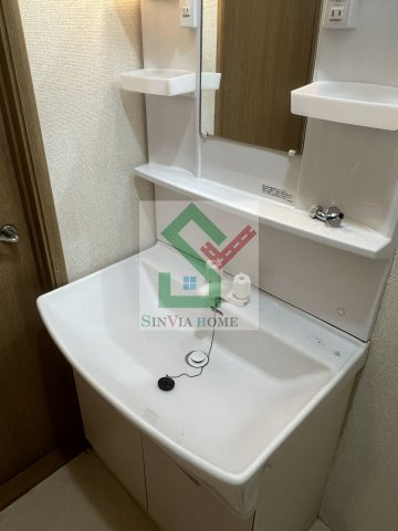 シャトル金山の独立洗面台