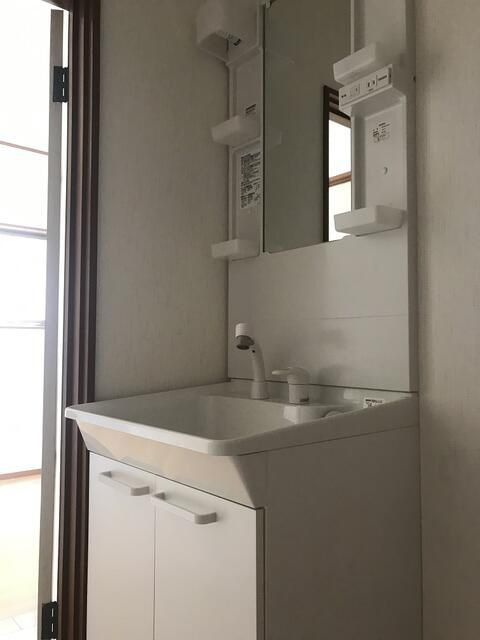 第３ホワイトハイツの独立洗面台