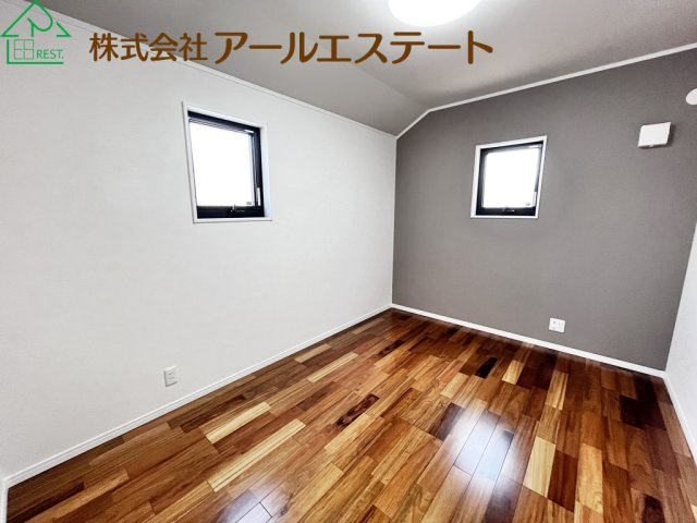 姫路市大津区長松　　山陽電鉄「平松駅」徒歩15分の寝室