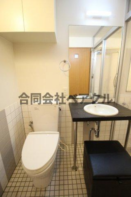 【トイレ】 | ヴォールベフィンデン | 落ち着いた色調のトイレです