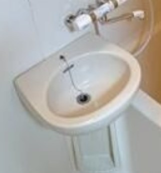 メゾンベルミュールの洗面所