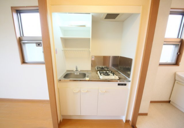 Hillside山の神のキッチン|反転間取り