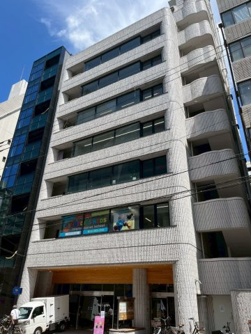 assess大手通ビル　BRAVI不動産の外観