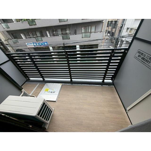 ArtizA瓦屋町Ⅰのバルコニー