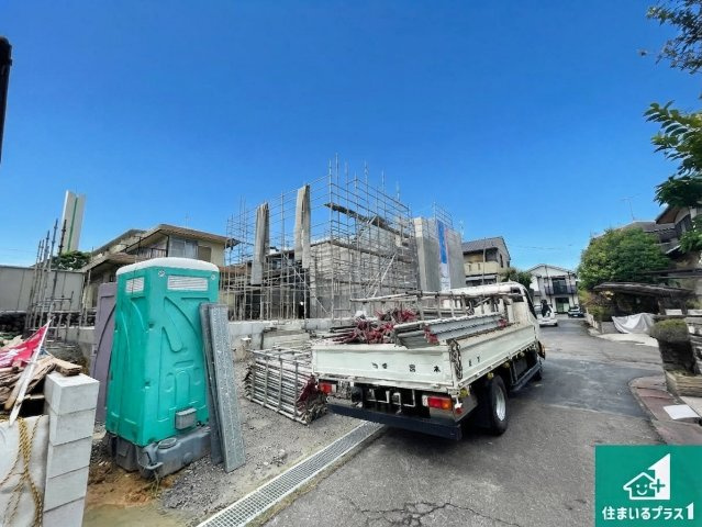 大津市大平　第1期　新築一戸建ての前面道路含む現地写真|周辺は落ち着いた街並みの住宅地！子育てがしやすい住環境です！まだ未完成ですが、現地でしかわからない事もございます。是非一度ご覧ください。