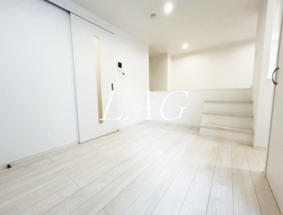 【居間・リビング】 | ＣＢ原市セレーナ | 洋室のお部屋です。
