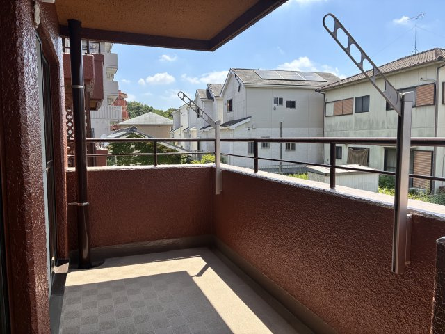 三旺マンション藤森のバルコニー
